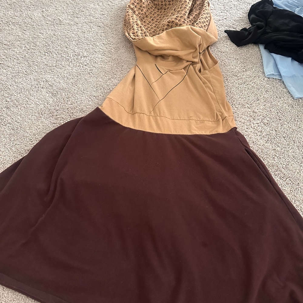 Brown and Tan Hooded Star Wars Jedi Dress - Picture 3 of 9